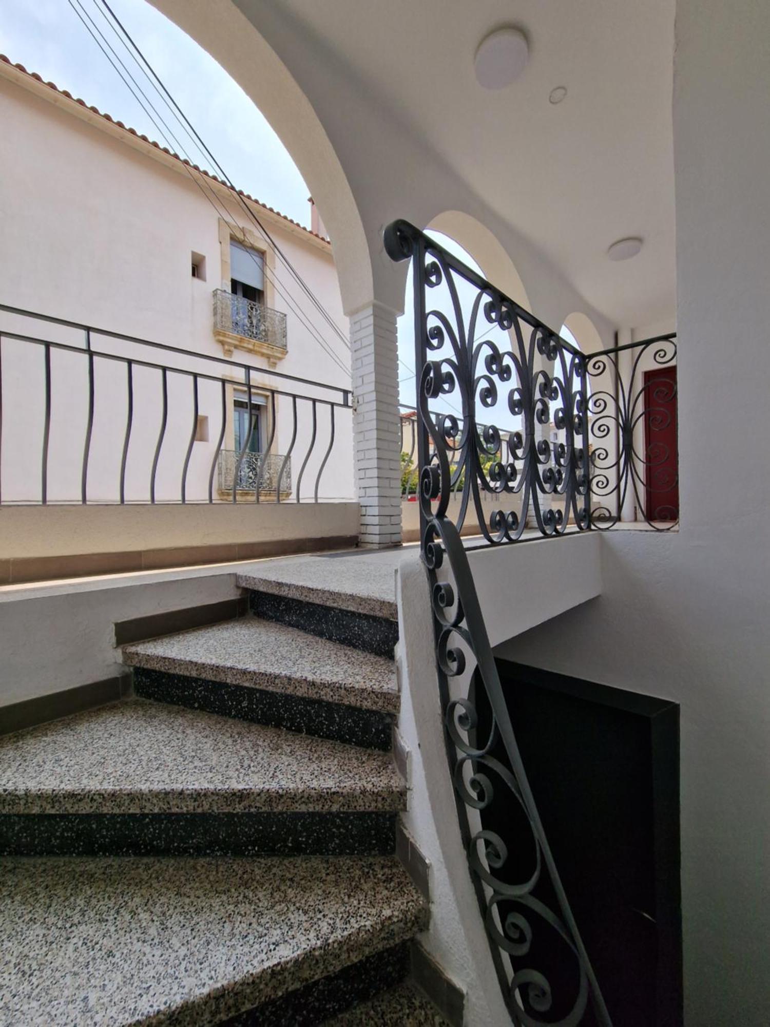 Maison Ping ,En Face Des Arenes Béziers Exterior foto